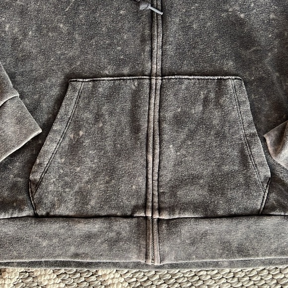 PINK Victoria’s Secret. Size XL. Gray super soft zip up hoodie. - Picture 7 of 8